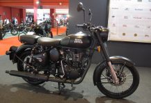 Duh, Harga Baru Royal Enfield Classic 500 Stealth Black Naik di Telkomsel IIMS 2019 harga baru royal enfield