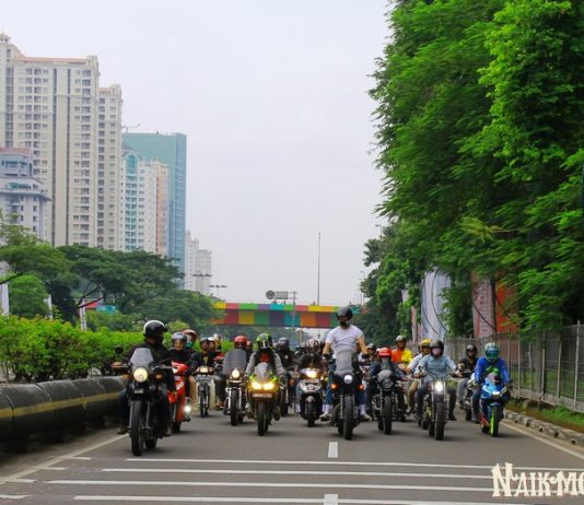 Galeri Foto Saturday Morning Ride Telkomsel x NaikMotor feat Motorbaik Galeri Foto Saturday Morning Ride Telkomsel x NaikMotor