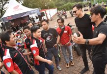 Dua Naik Motor, Tiga Artis Geruduk Honda Sport Motoshow Karawaci Honda Sport Motoshow Karawaci
