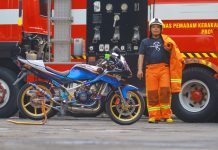 Modifikasi Kawasaki Ninja 150 Shinobi Warrior Gaya Petugas Damkar modifikasi Kawasaki ninja 150 shinobi warrior