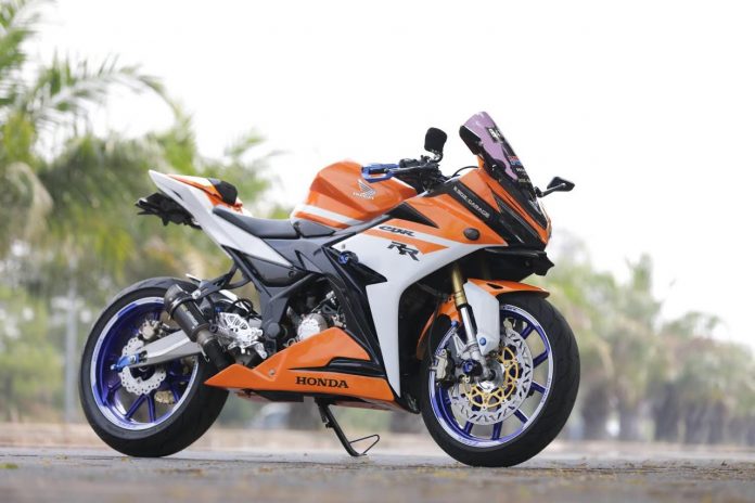 CBR150R Menjadi CBR250RR