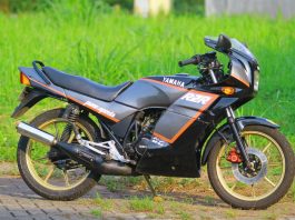 Restorasi Yamaha RZR 1997 Yang Langka Komponen Ala Modifikator Restorasi Yamaha RZR 1997
