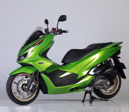 Pake Ban Zeneos, Modifikasi Honda PCX 150 Buat Harian Makin Josss Modifikasi Honda PCX 150 buat harian