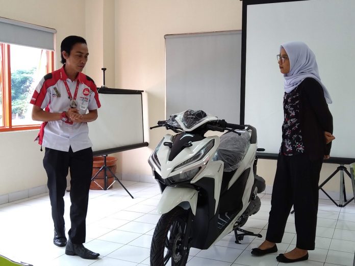 Kontes Garda Terdepan Layanan Wahana Honda