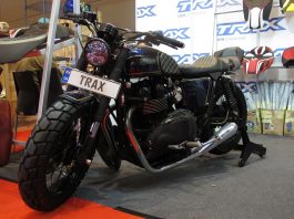 Motor Custom Triumph Bonneville Ini Makin Kece Dibalut Jok Kulit Trax Motor Custom Triumph Bonneville