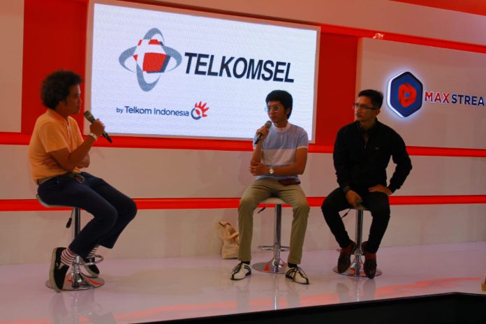 Kupas Tuntas Mods Mayday di Booth Telkomsel