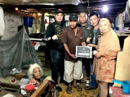 HOG Anak Elang Jakarta Chapter Berbagi di Panti Jompo HOG Anak Elang Jakarta Chapter Berbagi di Panti Jompo