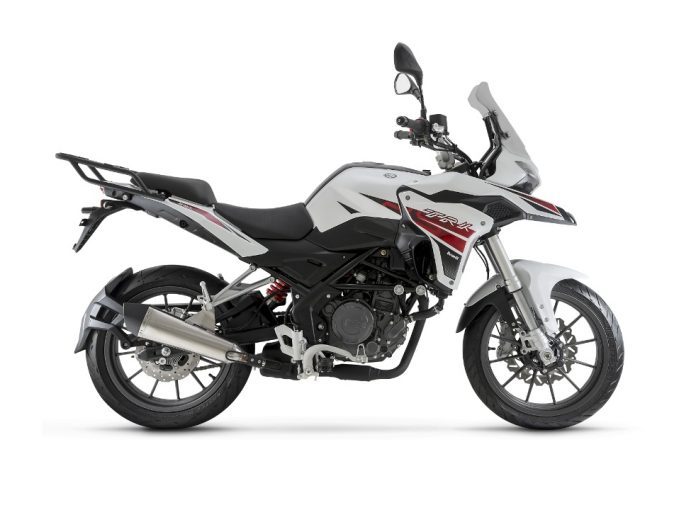 Benelli Leoncino 250 dan TRK251