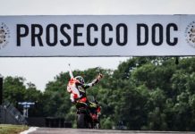 Hattrick Rea di WorldSBK 2019 Donington Menjauh dari Bautista WorldSBK 2019 Donington