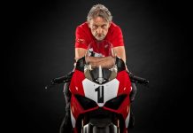 Ducati Panigale V4 Edisi 25 Tahun 916 Hanya Dibuat 500 Unit Ducati Panigale V4 Edisi 25 Tahun 916