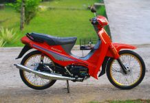 Kena Racun Restorasi Suzuki Crystal Ditebar Pembalap Restorasi Suzuki Crystal