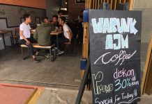 Warunk AJM Tempat Kongko Asyik di Cibubur Untuk Pecinta Skuter Warunk AJM Tempat Kongko