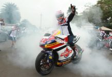 Galeri Foto Keseruan City Riding Bersama Sam Lowes