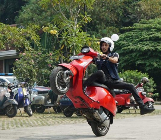Vespaction, 2 Tahun Sinevespa dengan Pamer Aksi 2 tahun Sinevespa