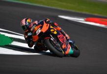 Zarco Terkena Penalti 3 Grid Setelah Menyeret Oliveira di MotoGP Inggris Zarco Terkena Penalti