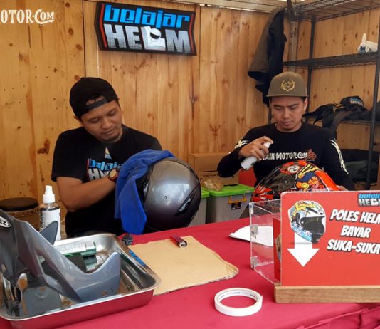 Poles Helm Bayar Suka-suka Hadir di Otobursa 2019 Poles Helm Bayar Suka-suka