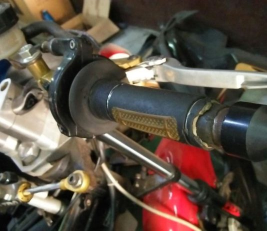 Handle Bar Stabilizer Atau Jalu Stang Custom Bukan Buat Gaya, Ini Fungsinya Handle Bar Stabilizer