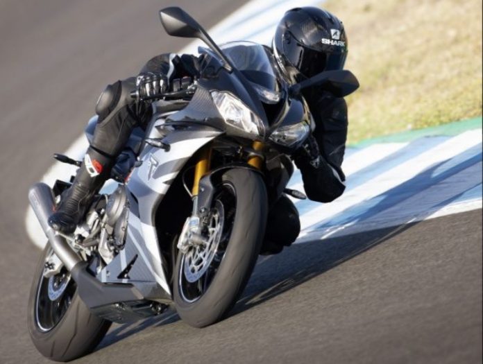 Triumph Daytona 765 Moto2