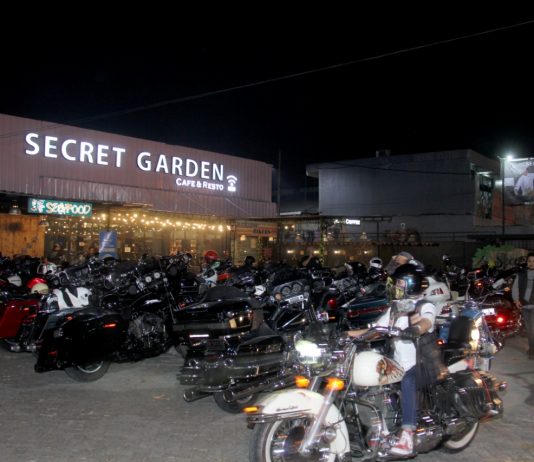 Waduh Ada Apa? Ratusan Pemotor Harley-Davidson Geruduk Secret Garden Jati Bening Ratusan Pemotor Harley-Davidson Geruduk
