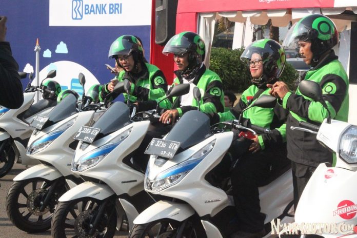 Pameran dan Parade Kendaraan Bermotor Listrik Kemenhub