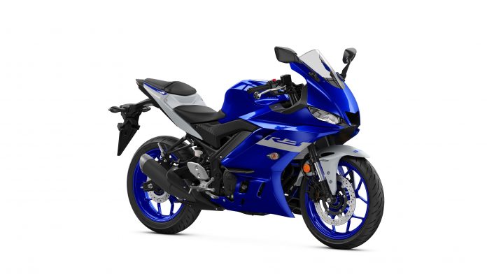 Warna Baru Yamaha R3