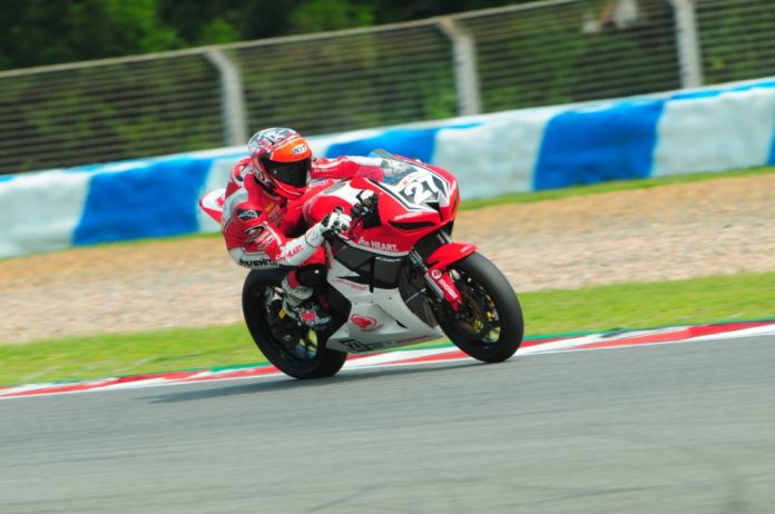 Pembalap AHRT di SS600 ARRC6