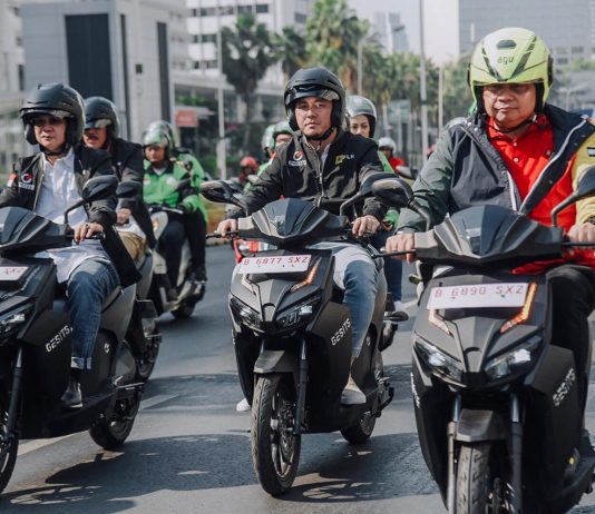 Asiknya Konvoi Motor Tanpa Suara Bersama Para Menteri Konvoi Motor Tanpa Suara