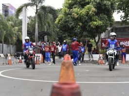 Blogger Vlogger Juga Jago Gymkhana di Ajang Battle Gelaran Wahana Vlogger Juga Jago Gymkhana