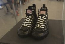 Diantri dari Malam, Sepatu Kolaborasi Elders x Compass Ludes dalam Satu Jam Sepatu Compass Elders Company