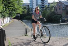 Bisa Lepas Pasang, Swytch eBike Conversion Kit Paling Kecil dan Ringan Swytch eBike Conversion Kit