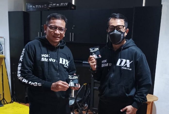 NGK MotoDX Busi Resmi