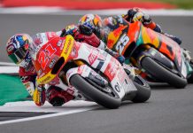 Nyaris Berebut Podium, Dua Rider FOGM2 Raup Poin di Moto2 Silverstone Moto2 Silverstone
