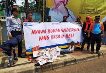 17 November Hari Mengenang Korban Kecelakaan Lalu Lintas Dunia 17 November