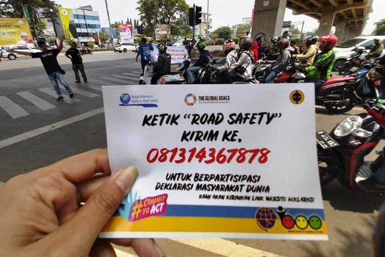 17 November Hari Mengenang Korban Kecelakaan Lalu Lintas Dunia Naik