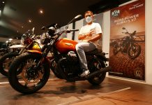 Harun N Jadi Pembeli Pertama Moto Guzzi New V7 Stone di GAIA Moto GAIA Moto