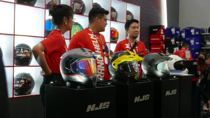 Helm NJS S-Cross