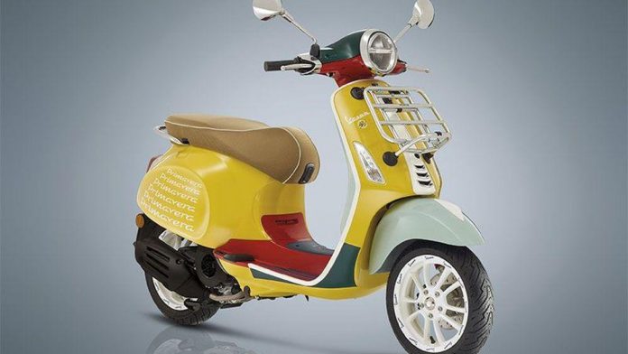 Vespa Primavera Sean Wotherspoon