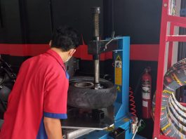 Ini Alasan Mengapa Bongkar Pasang Ban di Shop&Bike Pakai Mesin Pasang Ban di Shop&Bike
