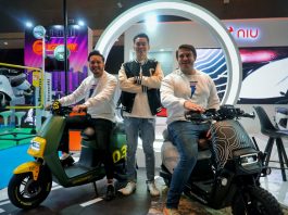 Galeri Modifikasi NIU Gova-03 Garapan Smoked Garage di PEVS 2022 Galeri Modifikasi NIU Gova-03