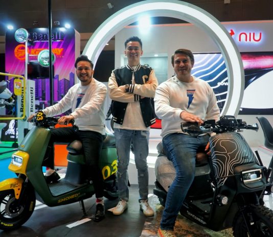 Galeri Modifikasi NIU Gova-03 Garapan Smoked Garage di PEVS 2022 Galeri Modifikasi NIU Gova-03