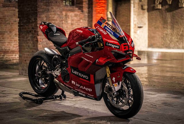 Replika Ducati Panigale V4