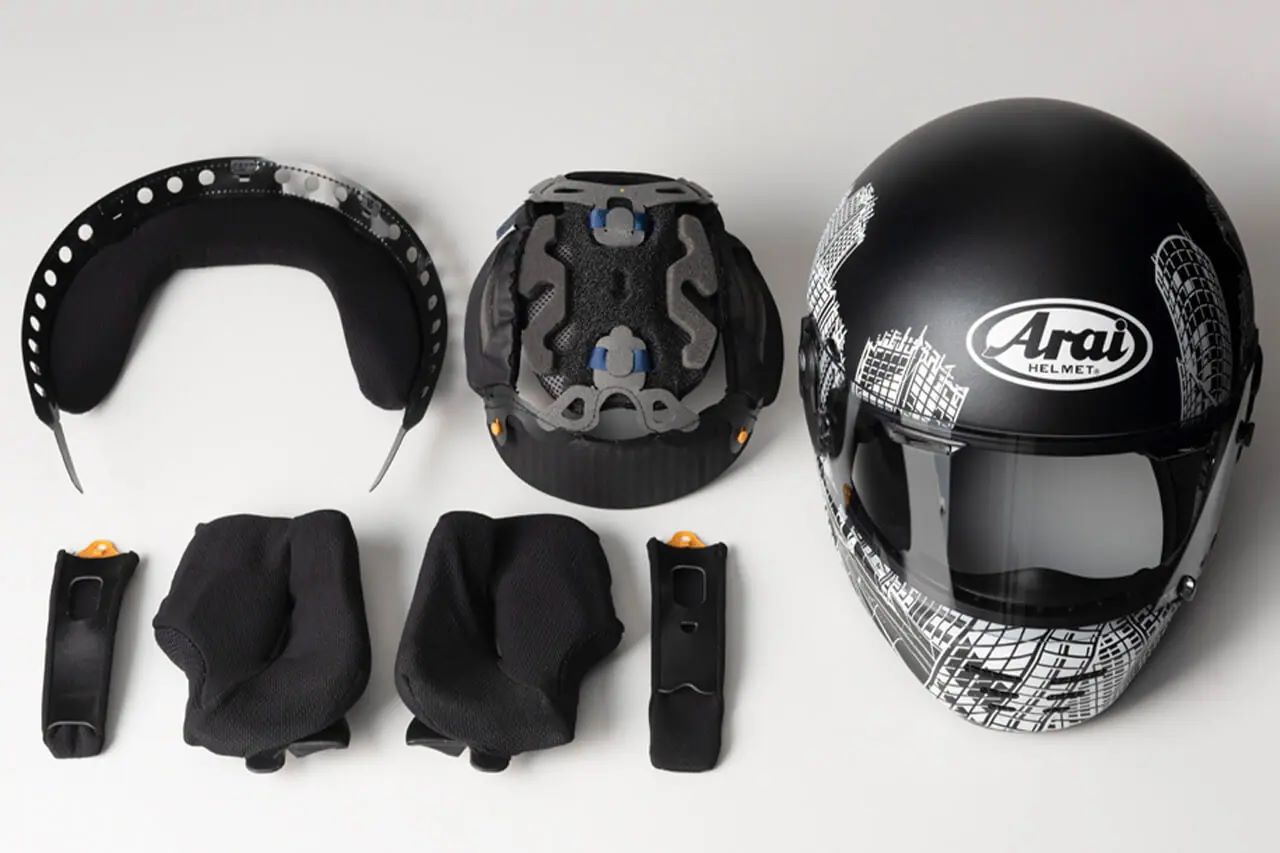 Arai Rapide Neo Roars