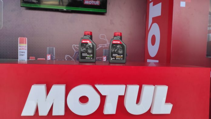 Pelumas Motul Khusus Kawasaki