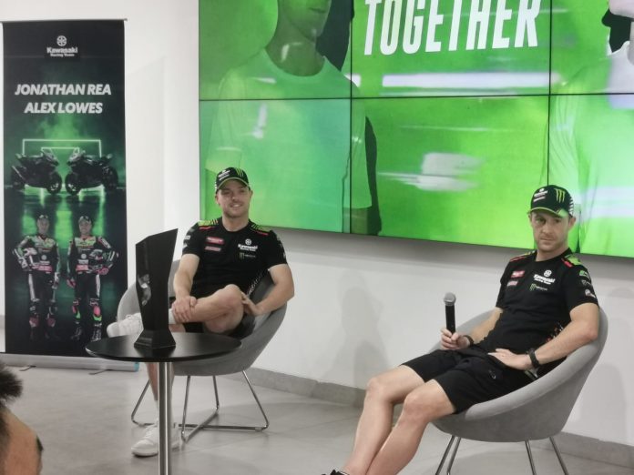 Jonathan Rea dan Alex Lowes