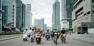 Galeri Foto Sunmori NovembeRide ke IIMS Motobike Show 2021