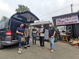 Ride & Share Social Solidarity, Suplai Paket Makanan untuk Warga Isoman Ride & Share Social Solidarity