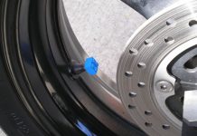 Pentingnya Tutup Pentil Ban, Bukan Soal Kena Tilang Pentingnya Tutup Pentil Ban