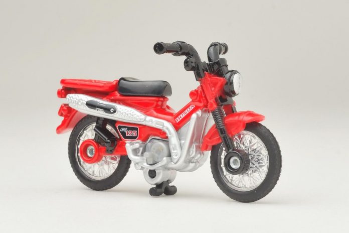 Tomica SuperCub CT125, Model Skala 1/24