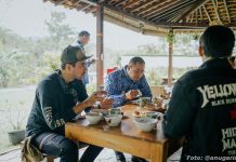 Lezatnya Sarapan di Dapoer Khayangan, Restoran Alami Gaya Galeri Seni Dapoer Khayangan