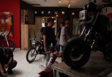 Parade Motor Modifikasi Hasil Kolaborasi di Galeri Seni pameran motor modiifikasi